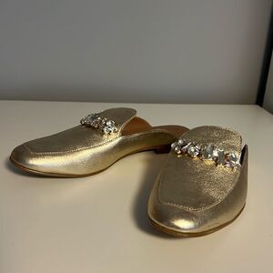 Le Chateaux Luxe gold jewel loafer made in Italy